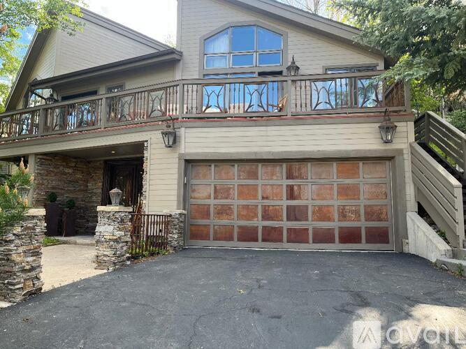 117 Norfolk Ave 5 Beds Single Family Home for Rent - Photo gallery 1
