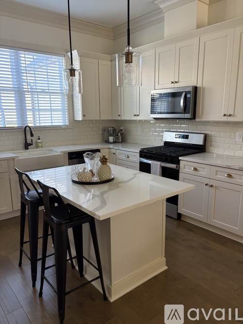 190 Thomas Green Blvd 2 Beds Townhouse for Rent - Photo gallery 4
