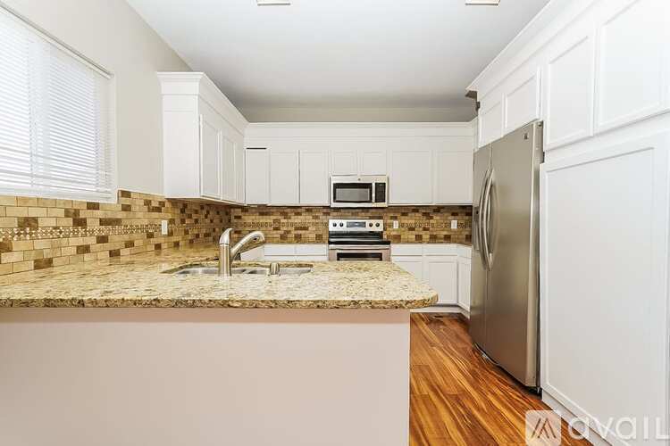 13 Edding Ln 3 Beds Single Family Home for Rent - Photo gallery 4