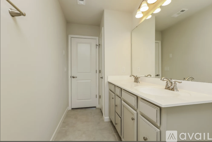 451 Killarney Park 3 Beds Single Family Home for Rent - Photo gallery 5
