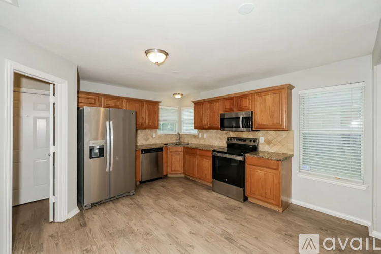 824 Yellowstone Dr 4 Beds Single Family Home for Rent - Photo gallery 4