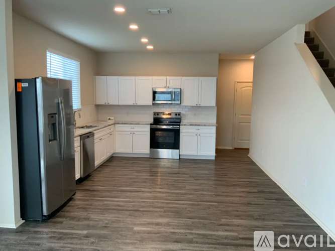 2821 Englefield Grn 3 Beds Single Family Home for Rent - Photo gallery 2