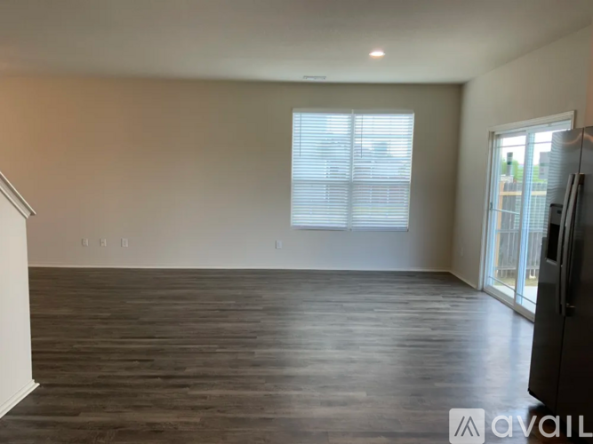 2821 Englefield Grn 3 Beds Single Family Home for Rent - Photo gallery 4