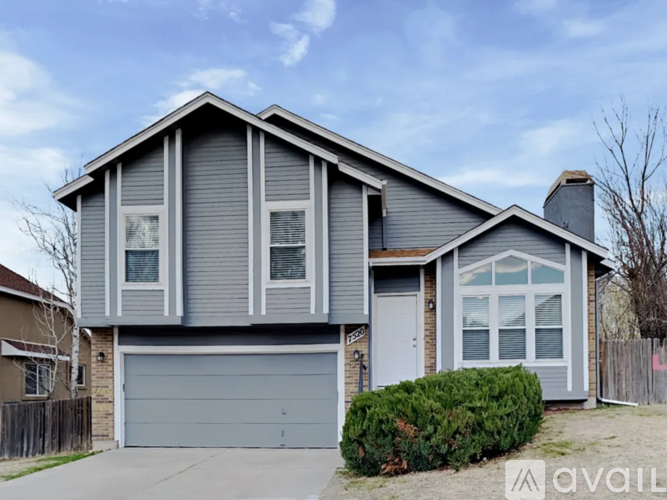7521 Montarbor Dr 3 Beds Single Family Home for Rent - Photo gallery 1