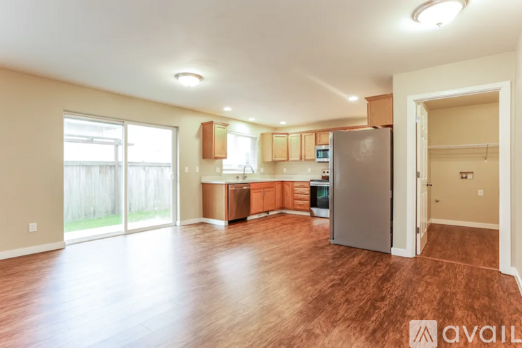 13412 11th Pl W 4 Beds Single Family Home for Rent - Photo gallery 2