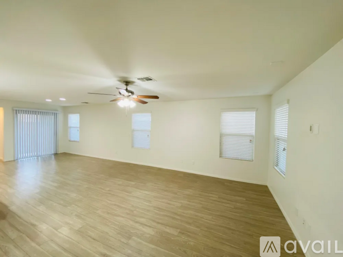 497 N Ranger Trl 4 Beds Single Family Home for Rent - Photo gallery 5