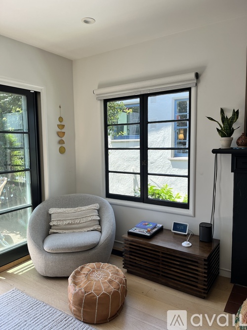 364 Coventry Road 3 Beds Single Family Home for Rent - Photo gallery 2