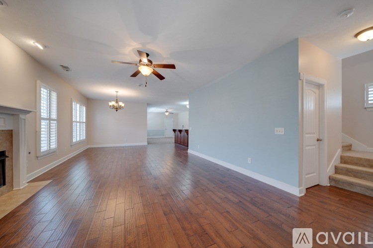 1100 Paddock Park Circle 4 Beds Single Family Home for Rent - Photo gallery 3