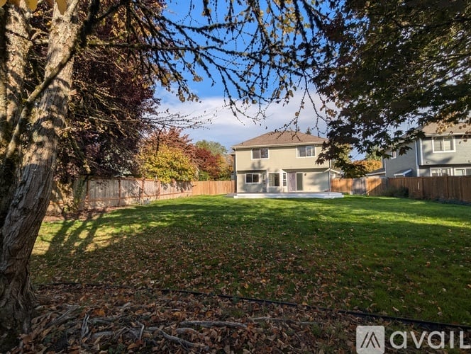 13121 Northeast 100th Street 3 Beds Single Family Home for Rent - Photo gallery 3
