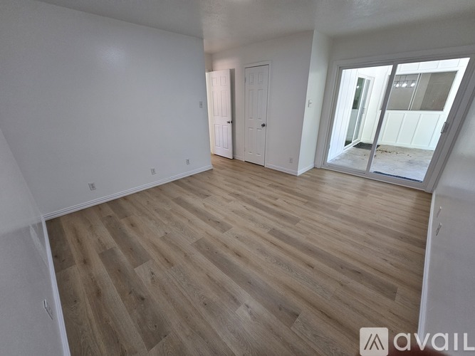 801 Kings Row 3 Beds Single Family Home for Rent - Photo gallery 5