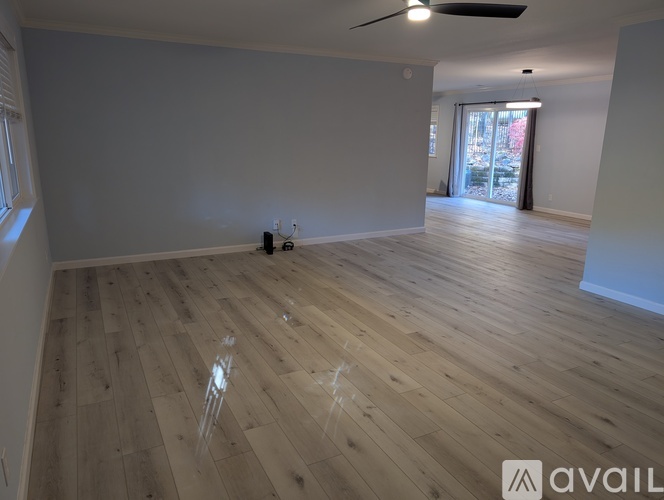 16585 Leafwood Ct 3 Beds Single Family Home for Rent - Photo gallery 4