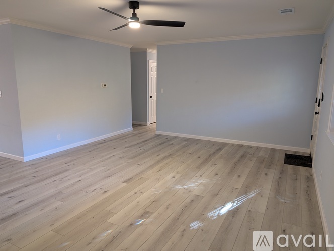 16585 Leafwood Ct 3 Beds Single Family Home for Rent - Photo gallery 5