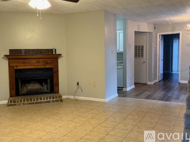 16025 Norwick Ave 3 Beds Single Family Home for Rent - Photo gallery 3