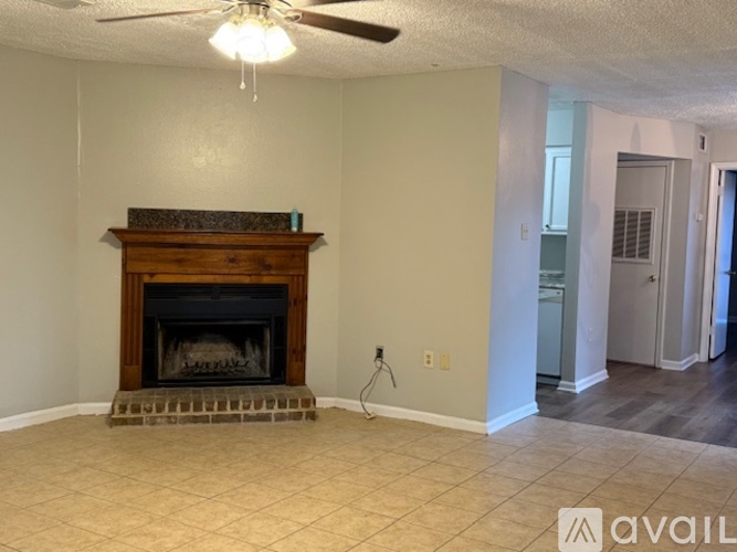 16025 Norwick Ave 3 Beds Single Family Home for Rent - Photo gallery 4