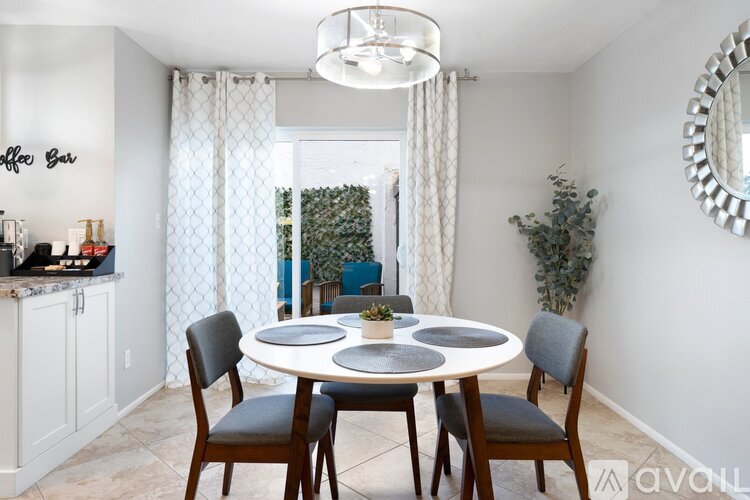 8578 E Indian School Rd 2 Beds Townhouse for Rent - Photo gallery 3