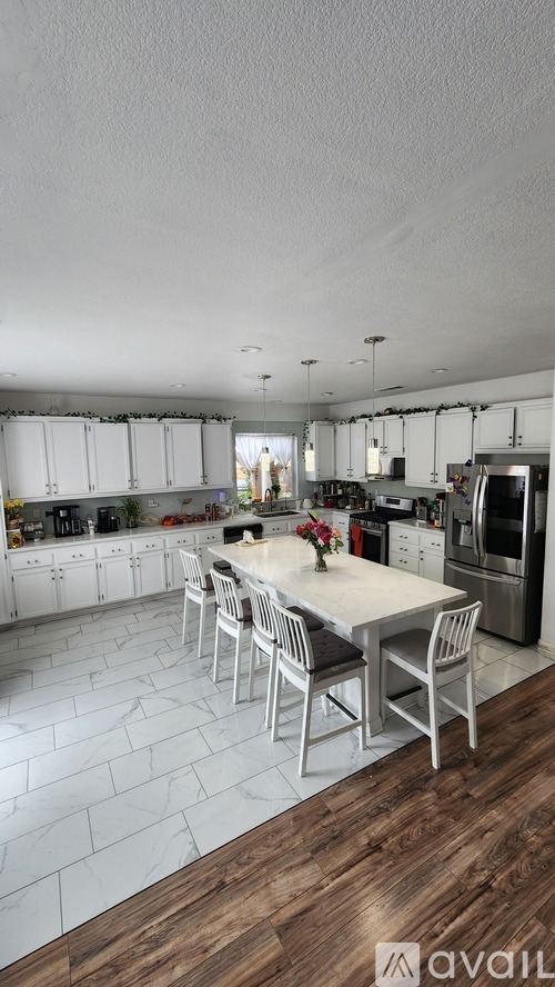 4009 Stable Drive 5 Beds Single Family Home for Rent - Photo gallery 5