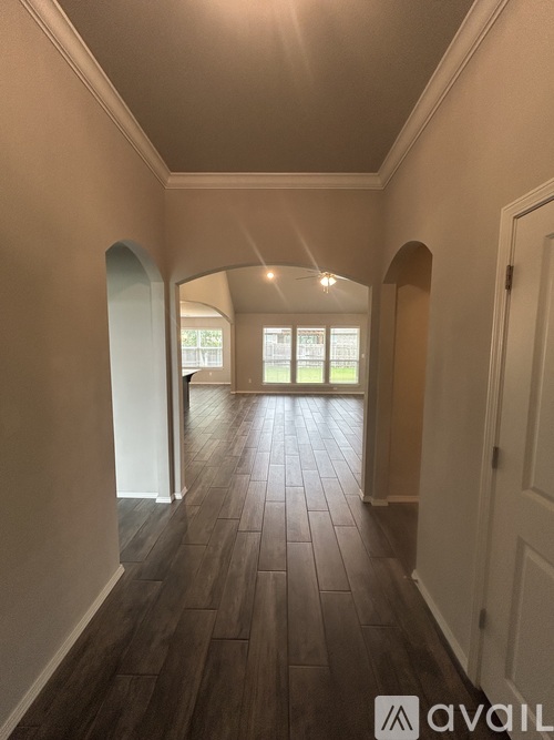 1502 E Utica Pl 4 Beds Single Family Home for Rent - Photo gallery 2