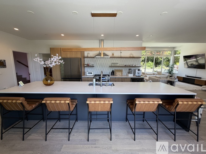 1105 Tahoe Drive 4 Beds Single Family Home for Rent - Photo gallery 1