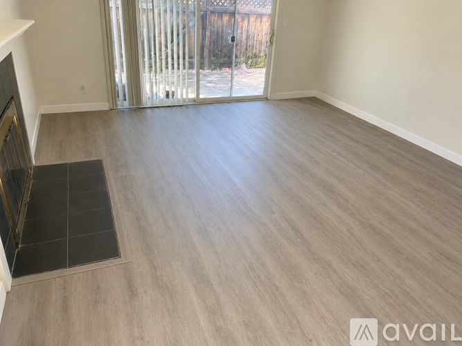 803 Vespucci Lane 3 Beds Townhouse for Rent - Photo gallery 3