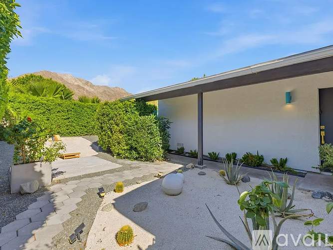 53640 Avenue Rubio 4 Beds Single Family Home for Rent - Photo gallery 5