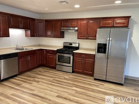 Source URL: https://prod-avail.s3.amazonaws.com/public_images/43134033/listing/Kitchen_LR_2.jpg
