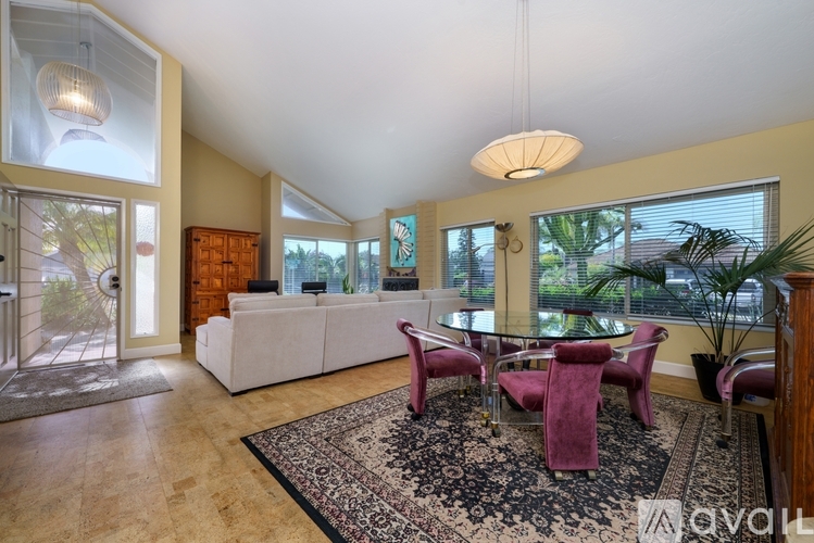 141 Turner Ave 4 Beds Single Family Home for Rent - Photo gallery 5