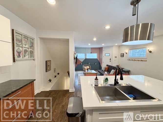1419 N Paulina St 4 Beds Single Family Home for Rent - Photo gallery 4