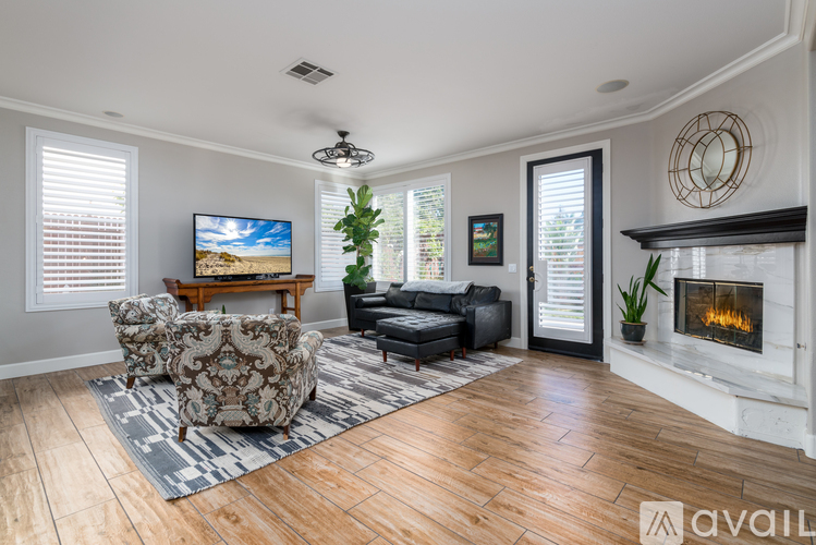 1668 Paseo Maravilla 5 Beds Single Family Home for Rent - Photo gallery 4