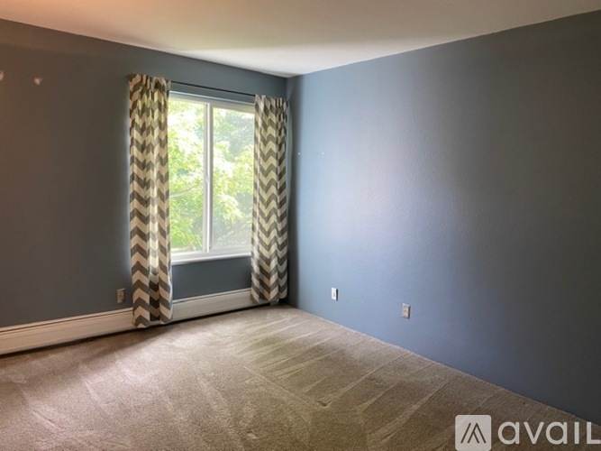 451 Golden Circle 3 Beds Single Family Home for Rent - Photo gallery 3