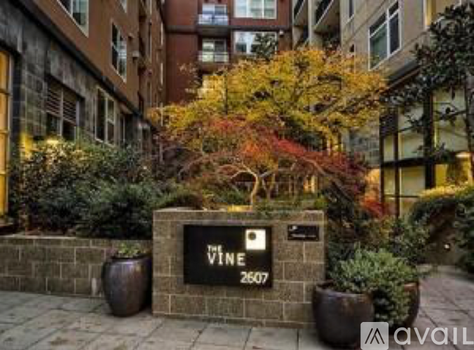 2607 Western Avenue 2 Beds Condo for Rent - Photo gallery 2