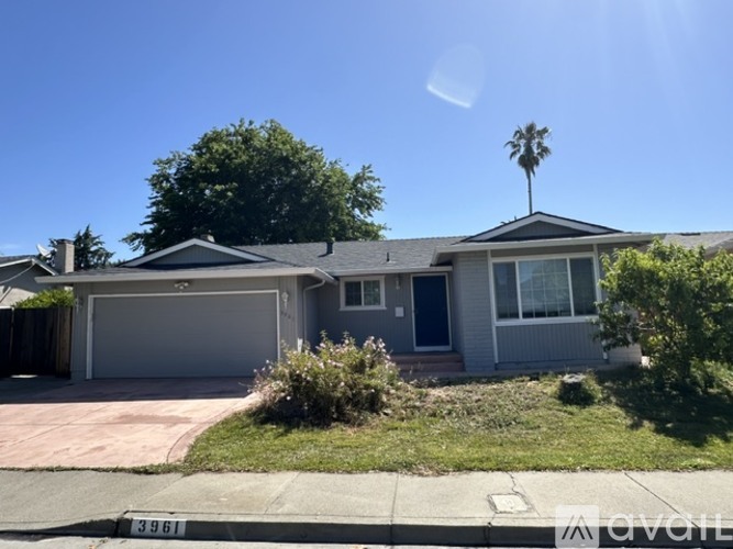 3961 Kern Ct 4 Beds Single Family Home for Rent - Photo gallery 1