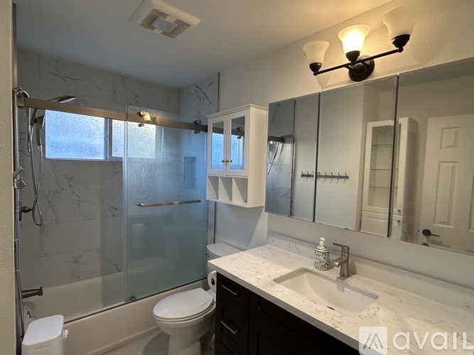 3961 Kern Ct 4 Beds Single Family Home for Rent - Photo gallery 4