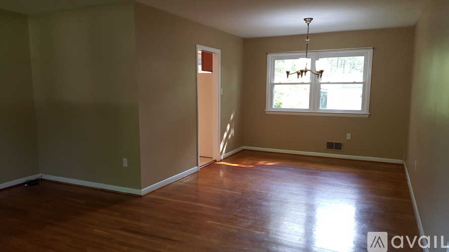 11801 Milbern Drive 4 Beds Single Family Home for Rent - Photo gallery 3
