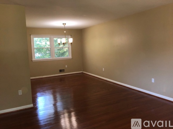 11801 Milbern Drive 4 Beds Single Family Home for Rent - Photo gallery 4