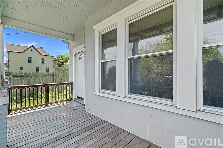 607 Meadow Avenue 4 Beds Single Family Home for Rent - Photo gallery 4