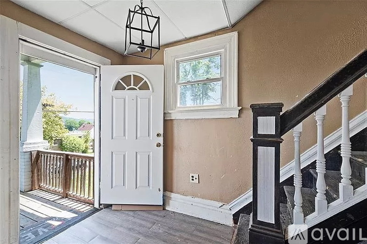 607 Meadow Avenue 4 Beds Single Family Home for Rent - Photo gallery 5