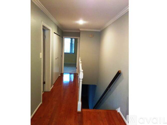 2226 South Quincy Street 2 Beds Single Family Home for Rent - Photo gallery 3
