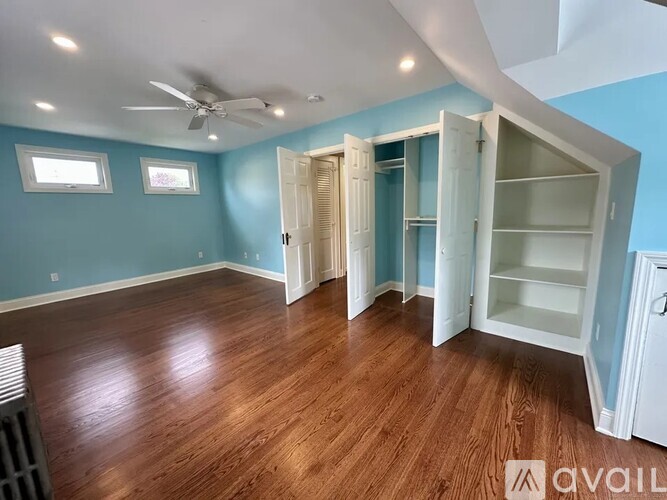 33 Emerson Street 4 Beds Single Family Home for Rent - Photo gallery 5