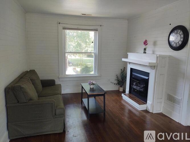 400 Wiley Avenue 1 Apartment for Rent - Photo gallery 2