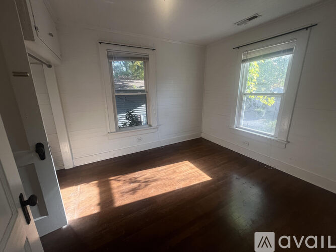 400 Wiley Avenue 1 Apartment for Rent - Photo gallery 4