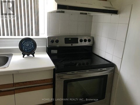 155 CORINTHIAN BOULEVARD 4 Beds Apartment for Rent