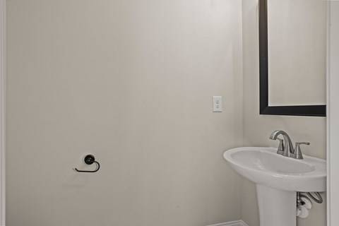 109A North 6Th Street 2 Beds Apartment for Rent