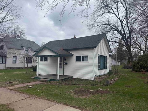 SLI-1733 Fremont Street 4 Beds Apartment for Rent