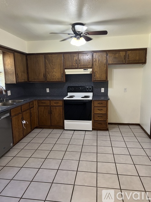 514 Lisa Ln 3 Beds Single Family Home for Rent - Photo gallery 5