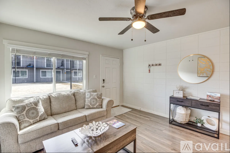 1330 Glenwood Ave 1 Apartment for Rent - Photo gallery 2