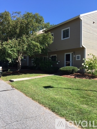 B11 Stonehedge Dr 2 Beds Apartment for Rent - Photo gallery 1