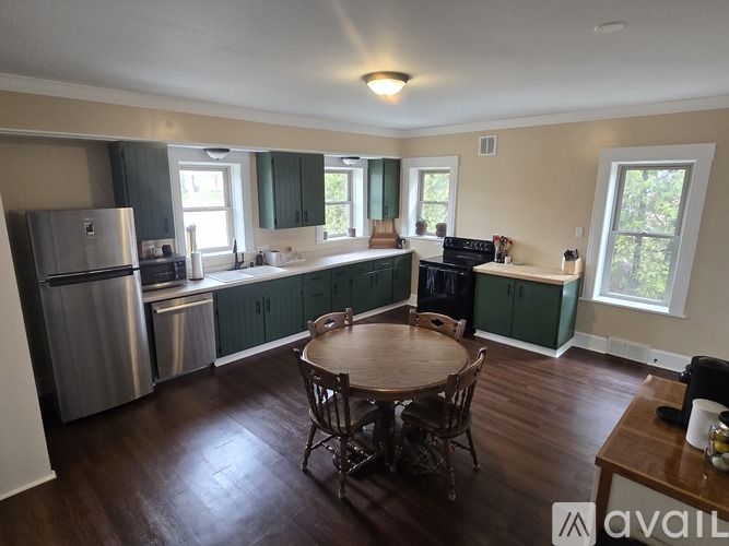 817 Glenlyon Lane 1 Single Family Home for Rent - Photo gallery 1