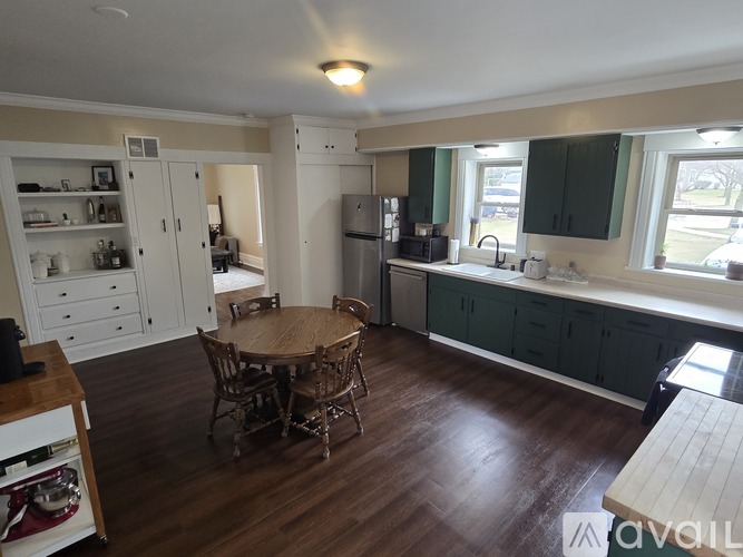 817 Glenlyon Lane 1 Single Family Home for Rent - Photo gallery 2