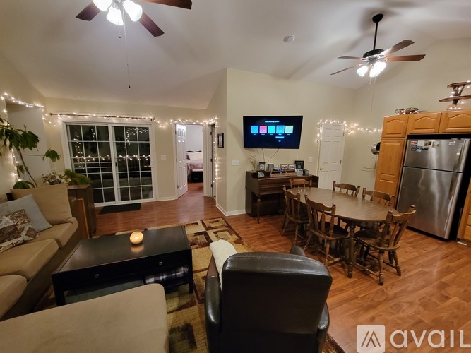 534 Cleveland Avenue 4 Beds Single Family Home for Rent - Photo gallery 5