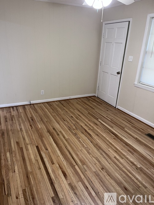 404 Ingram Ave W 3 Beds Single Family Home for Rent - Photo gallery 2